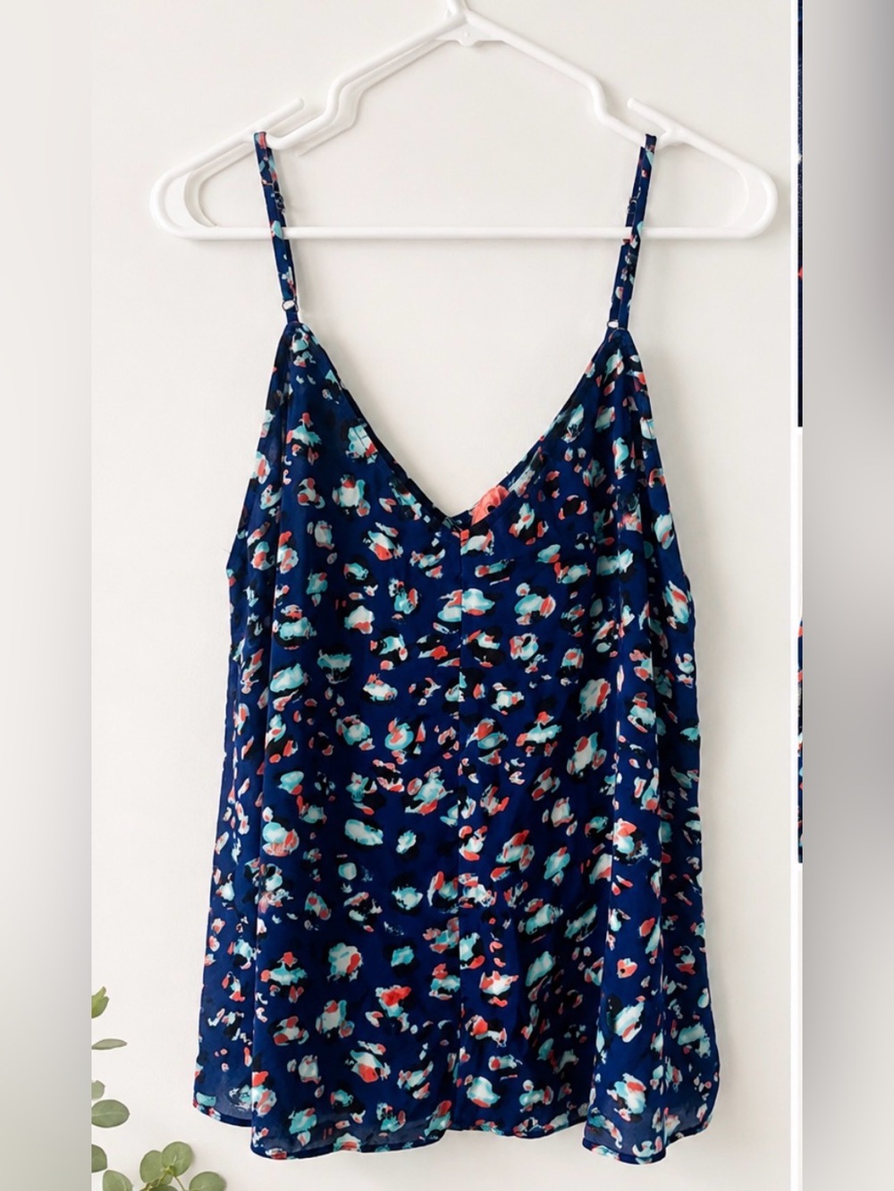 Eight Sixty Navy Floral Abstract Cami Tank Top Adjustable Straps